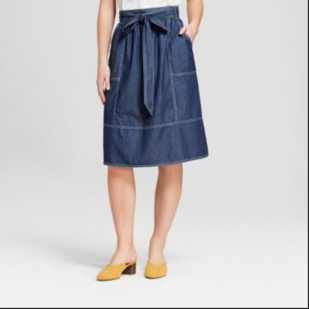 Universal Thread xs dark chambray/denim skirt